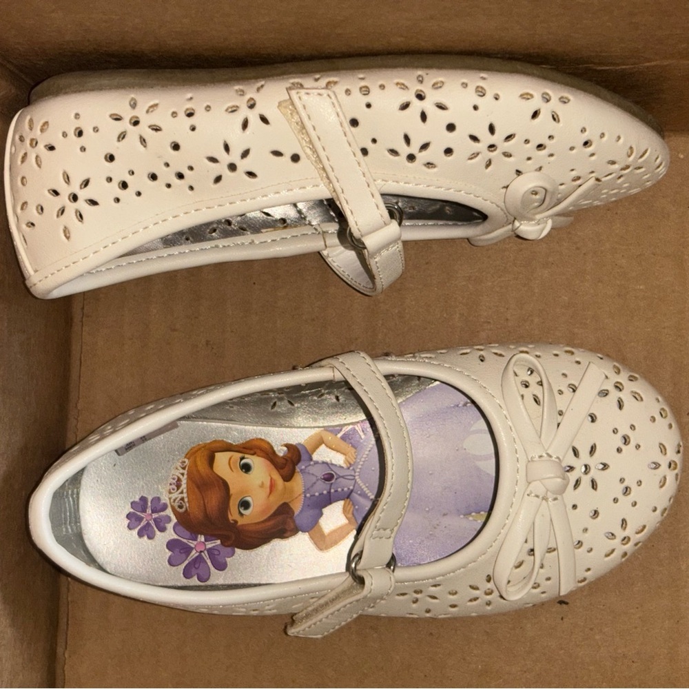 Sz 6 toddler Disney Sofia the First Dress Shoes white flats